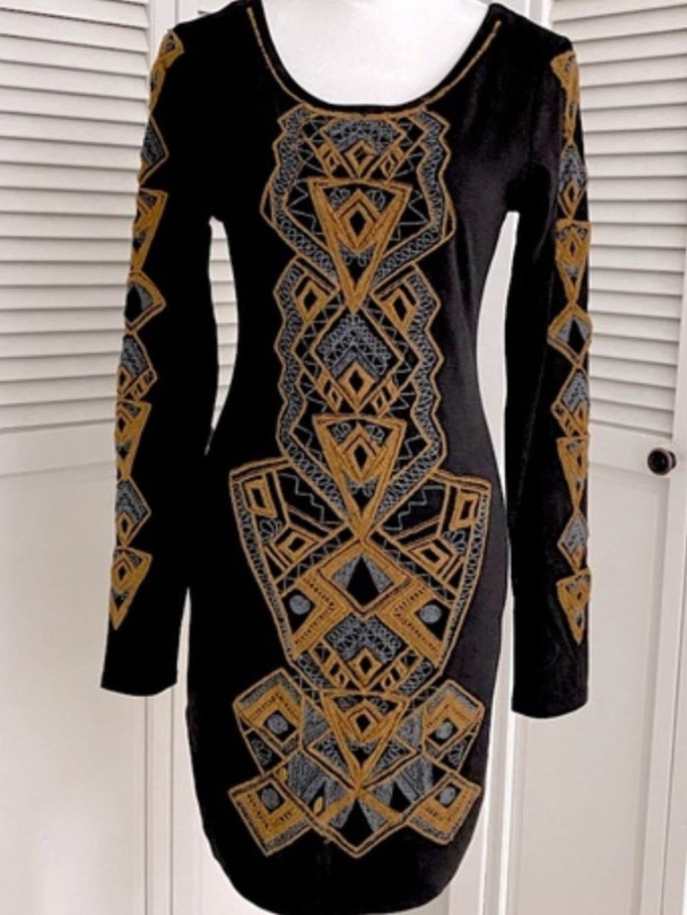 Free People Art Deco geometric Aztec embroidered bodycon long sleeve mini dres S - Picture 3 of 9